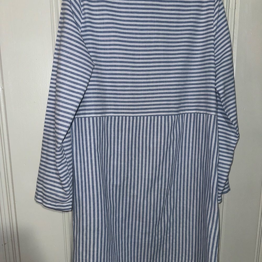 Blue and White Striped Emery Rose Knee Length Dress Size Large - Picture 7 of 7